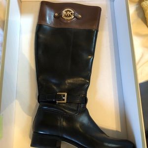 Michael Kors Stockard Boots in black/mocha
